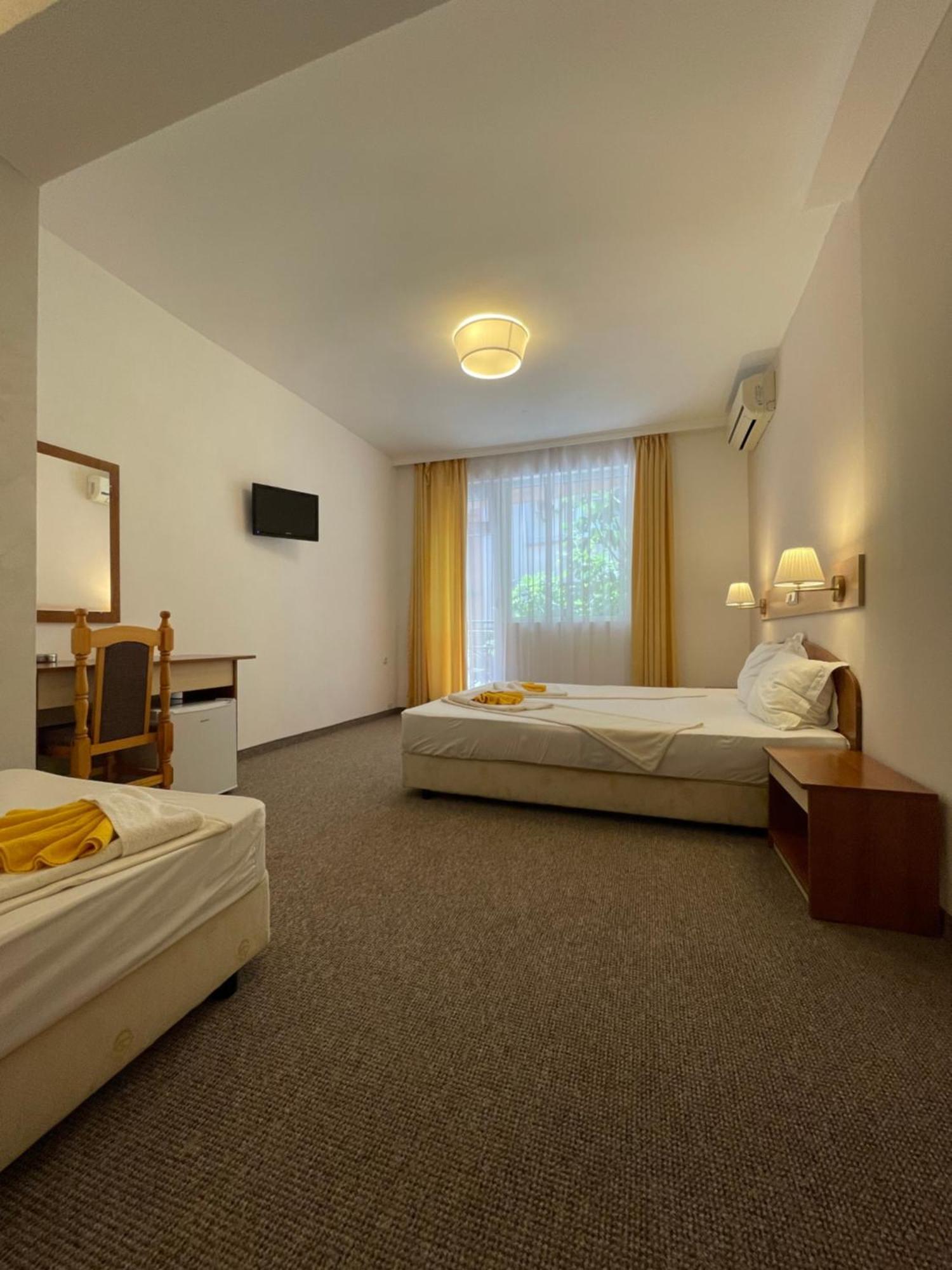 Alatoni Beach Hotel Sozopol Esterno foto